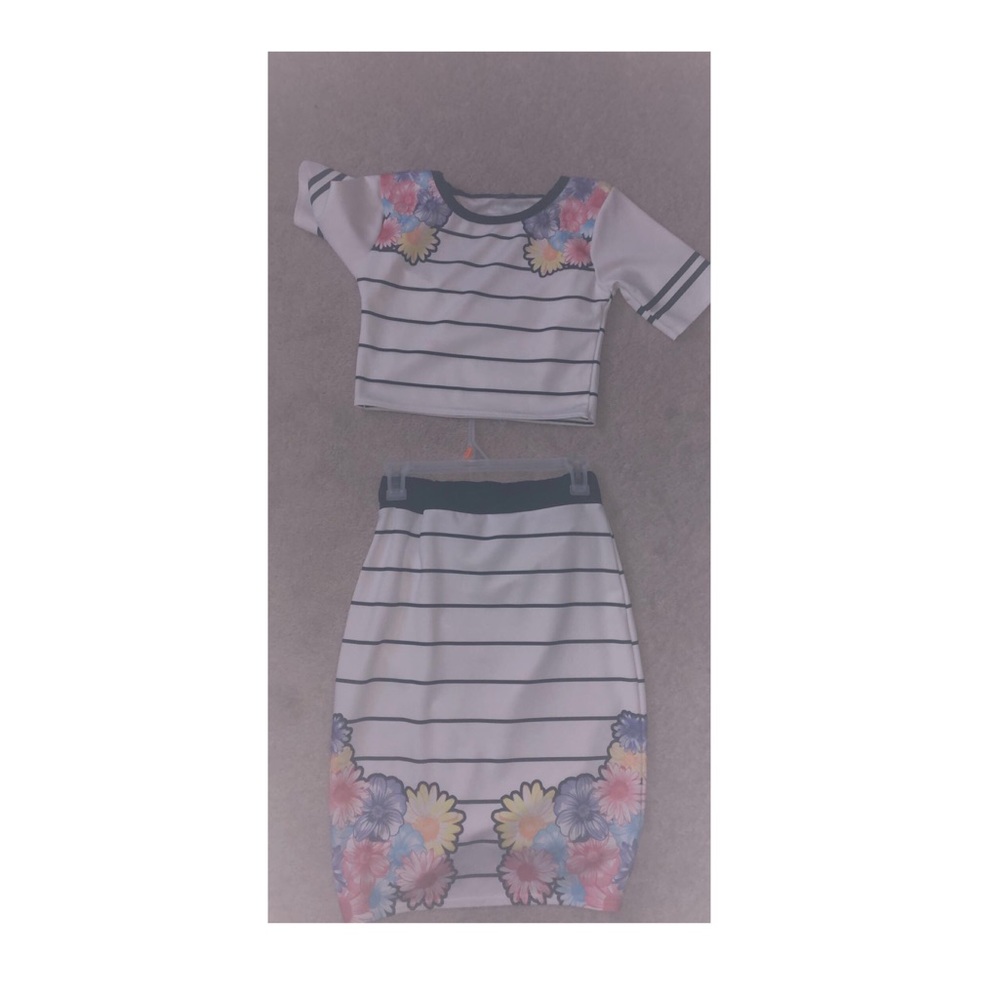 Two piece crop top & skirt.